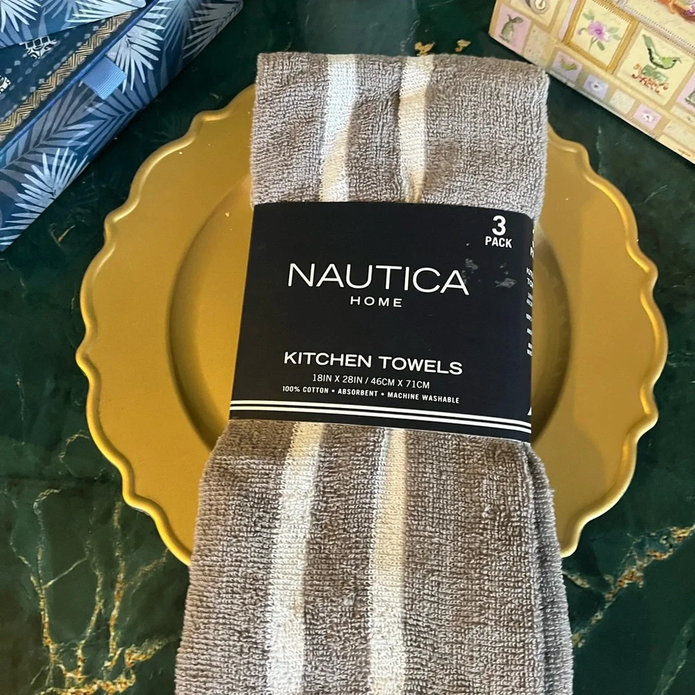 Nautica Home Gray and White  pack 3 Kitchen Towels style